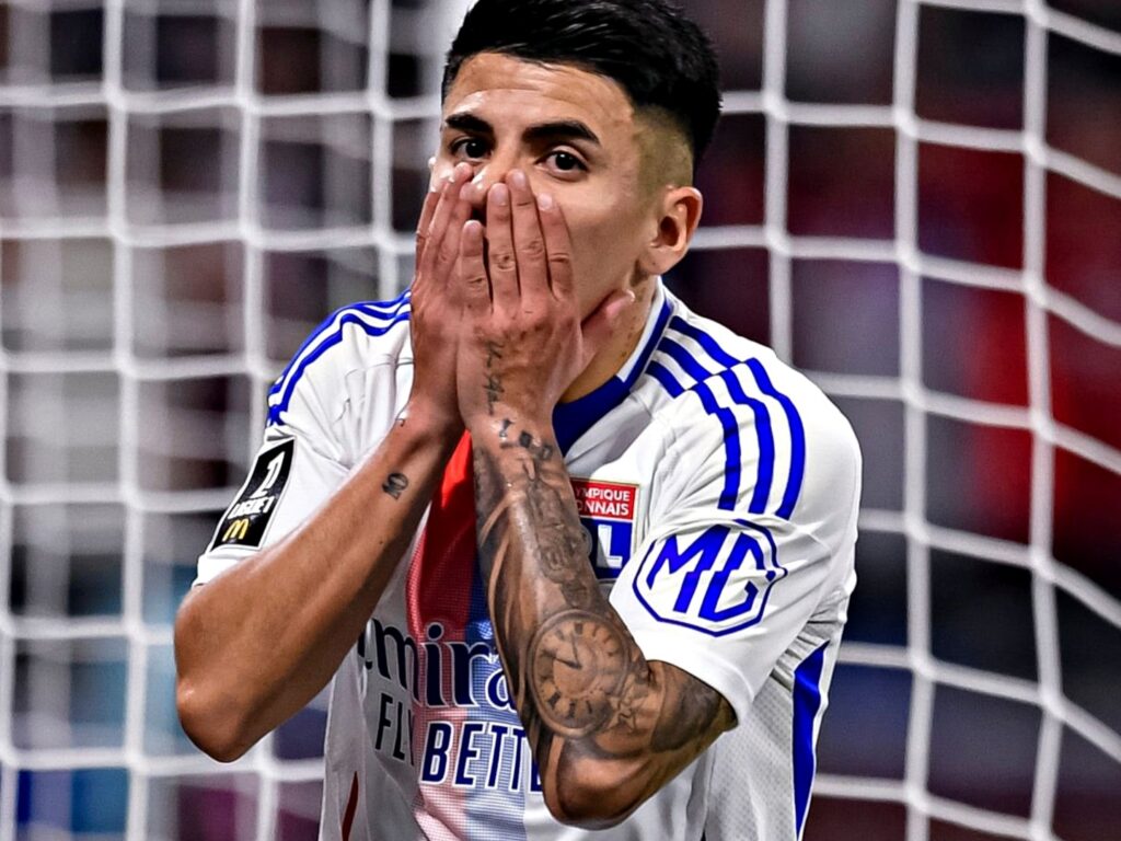 Lyon descendió a la Segunda División por deudas superiores a €500M