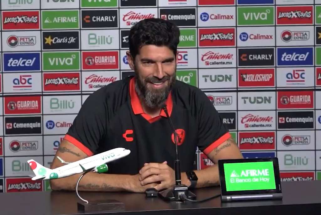 El Loco Abreu y su respuesta viral sobre las “zonas” tácticas